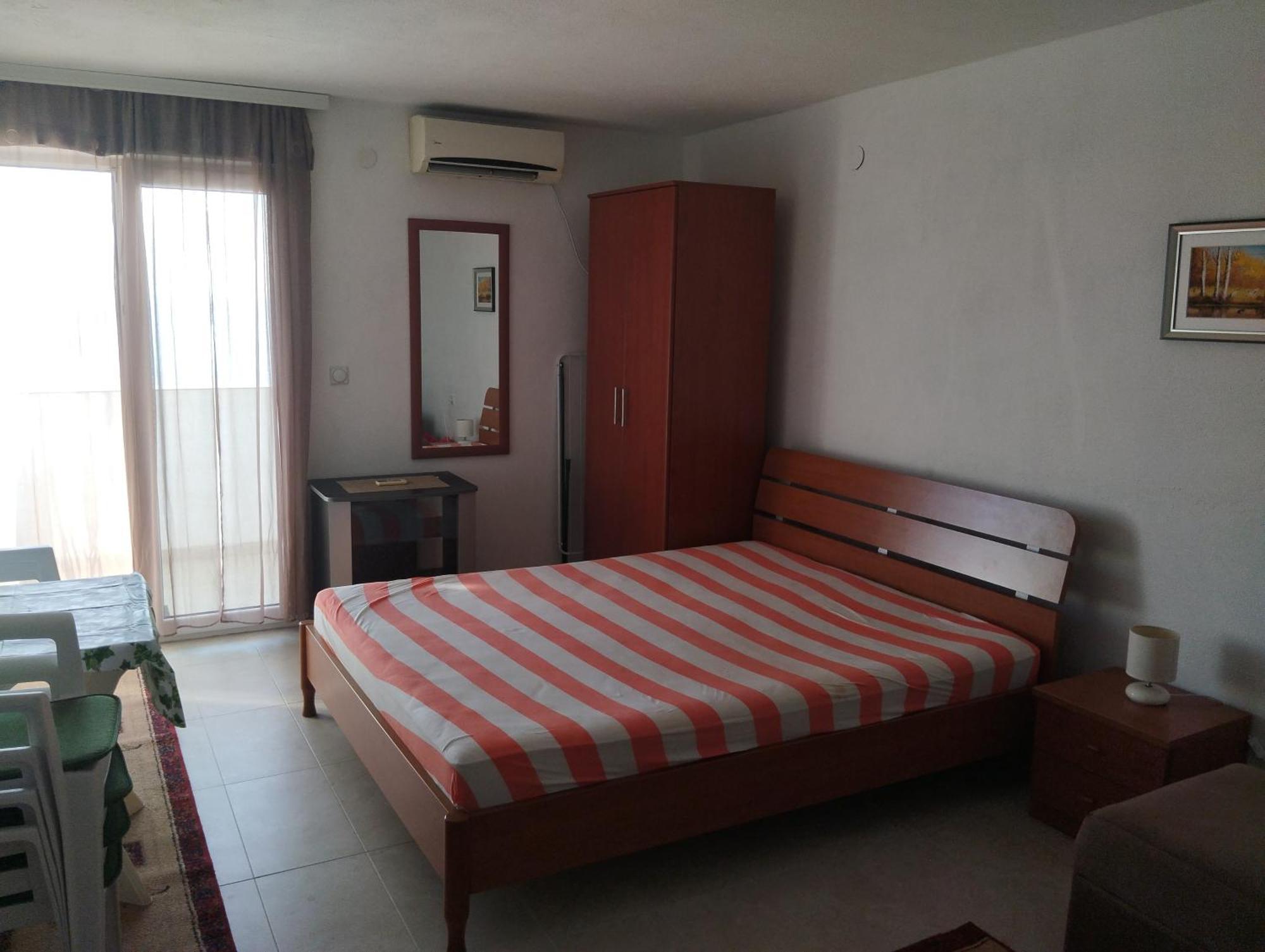 Apartment Boksi Улцинь Екстер'єр фото