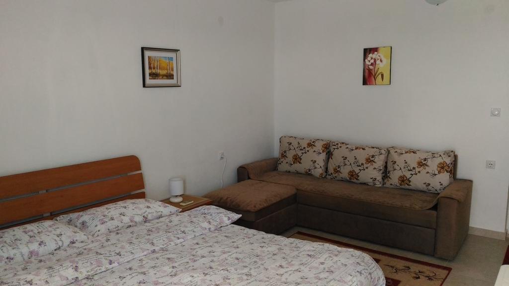 Apartment Boksi Улцинь Екстер'єр фото