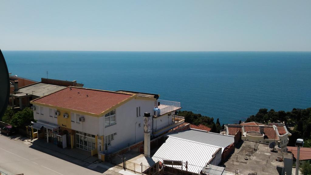 Apartment Boksi Улцинь Екстер'єр фото